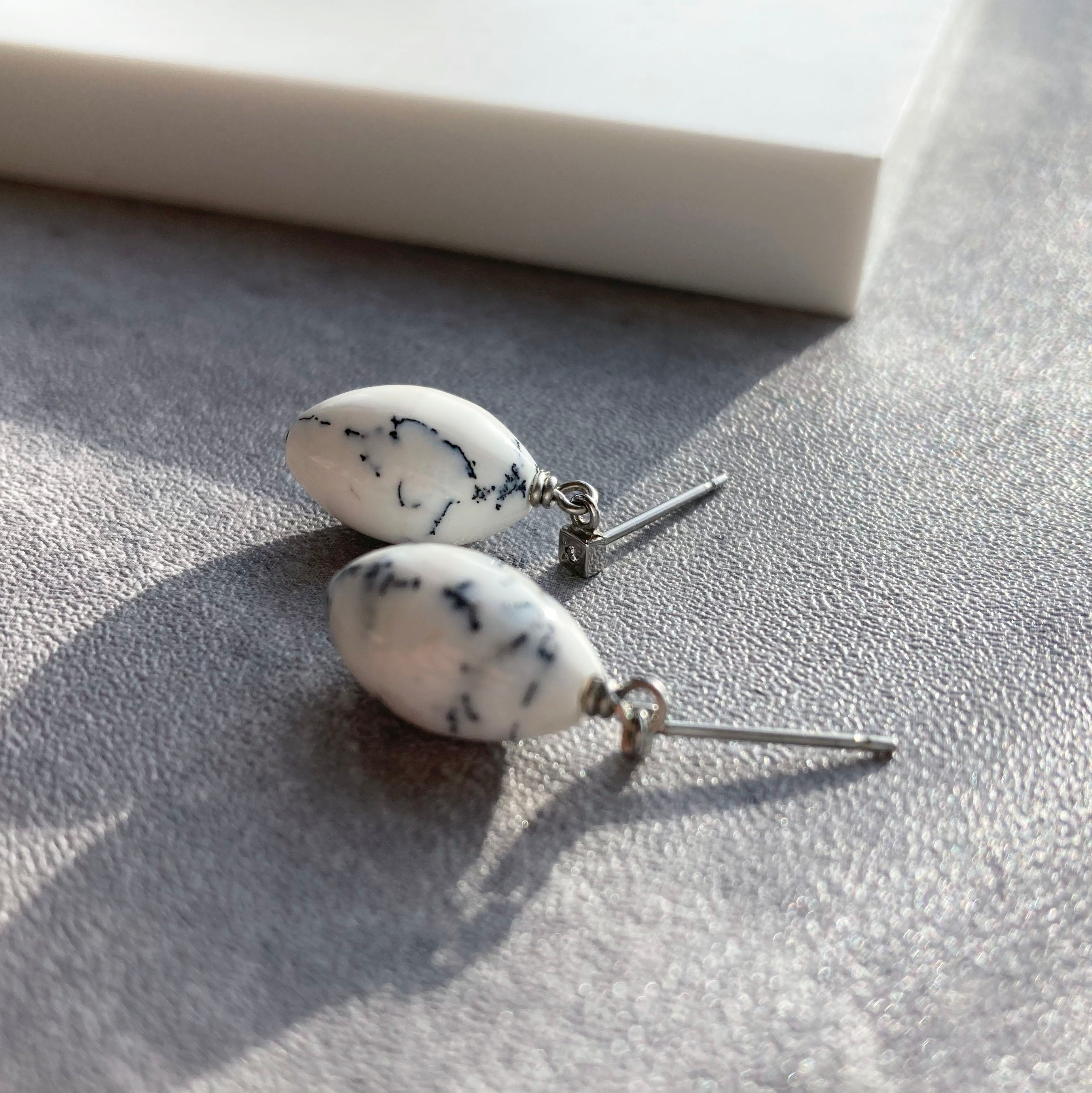 デンドライトオパール ピアス no.29】knot dendrite opal pierce~デンドライトオパールピアス~