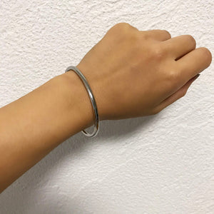 【no.29】毎日身に着けたいバングル~connect stainless bangle M~