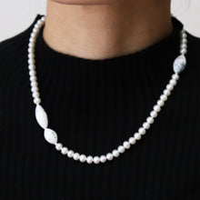 画像をギャラリービューアに読み込む, knot pearl &amp; dendrite opal necklace