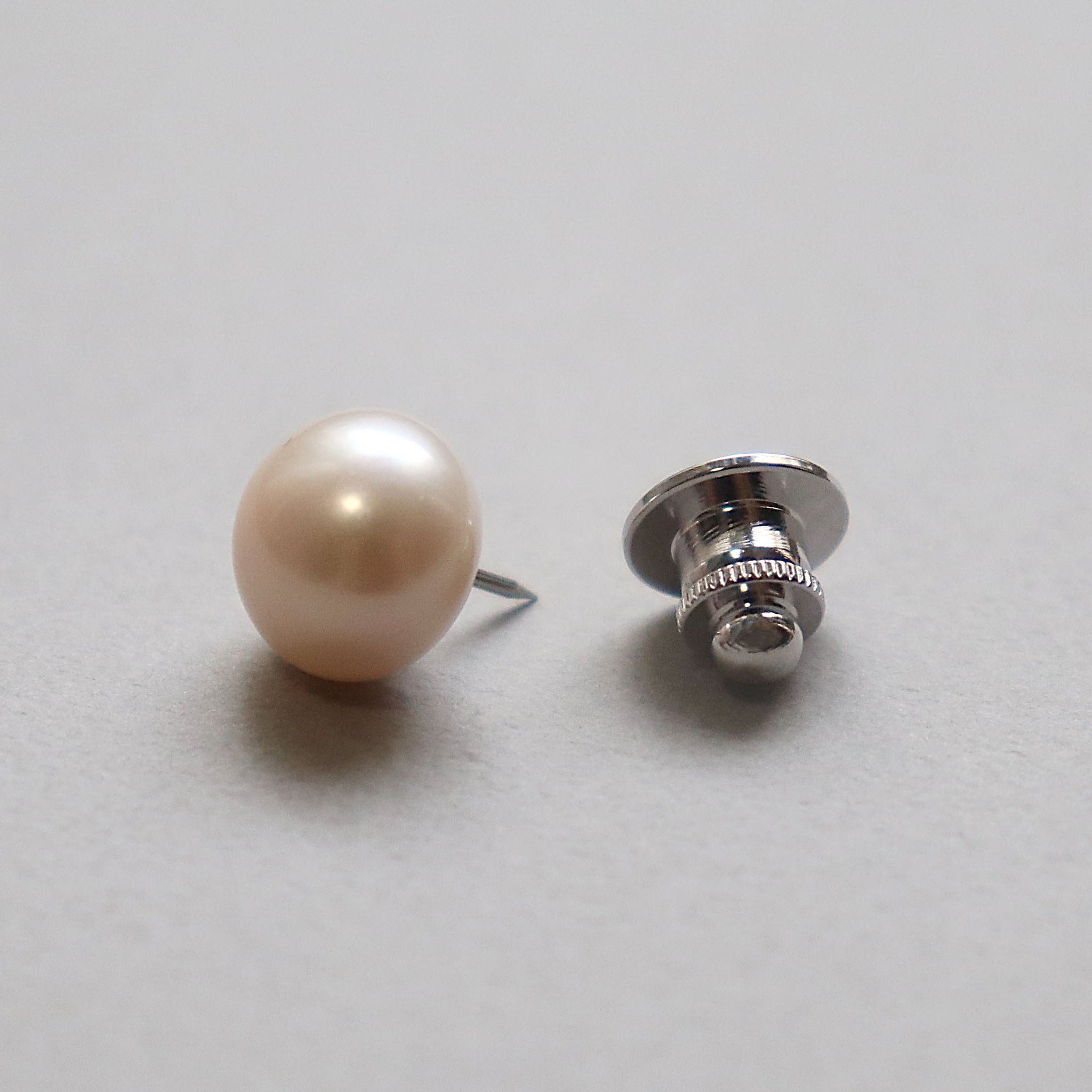no.29】淡水パールピンブローチ~plus pearl pin brooch~