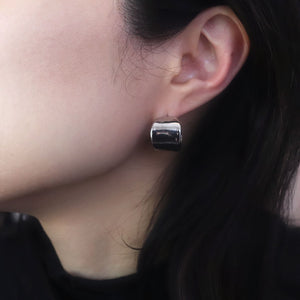 (no.29)ステンレスワイドピアス~wave stainless wide pierce~ 