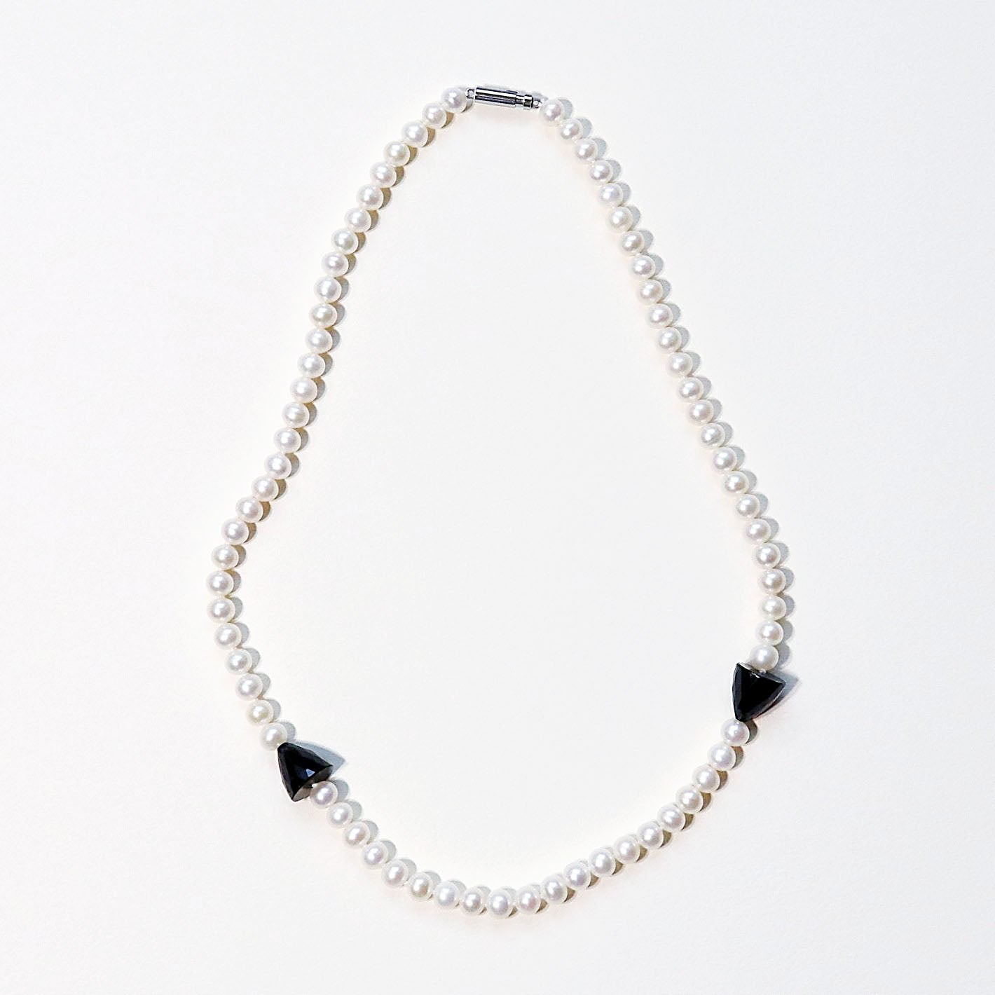 【no.29】パール&スピネルショートネックレス~knot pearl & black spinel necklace~ 