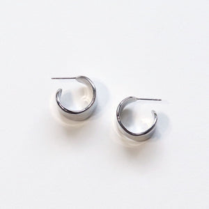 (no.29)ステンレスワイドピアス~wave stainless wide pierce~